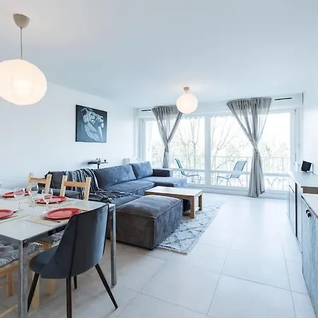 Elegance Et Confort- Videoprojecteur Tours-parking شقة تور