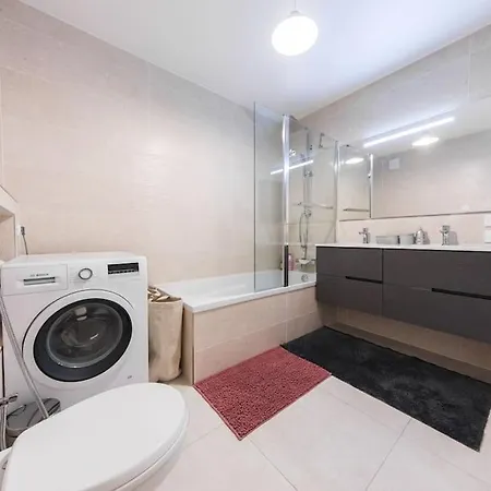 Apartament Elegance Et Confort- Videoprojecteur Tours-parking Tours
