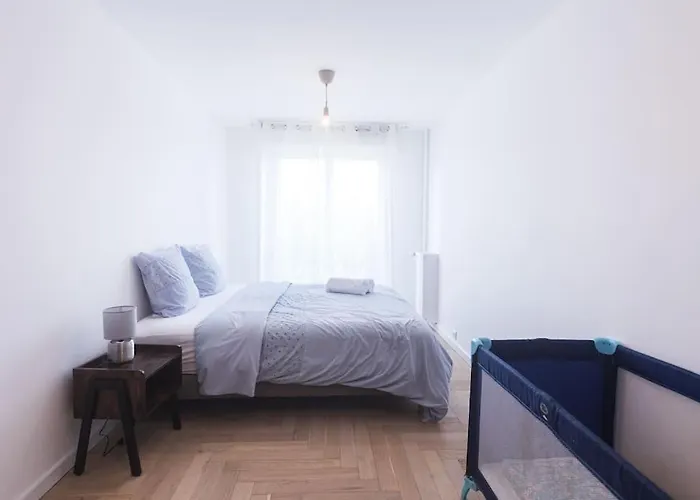 Elegance Et Confort- Videoprojecteur Tours-parking *