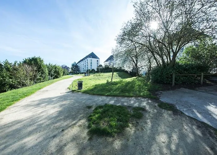 Daire Elegance Et Confort- Videoprojecteur Tours-parking