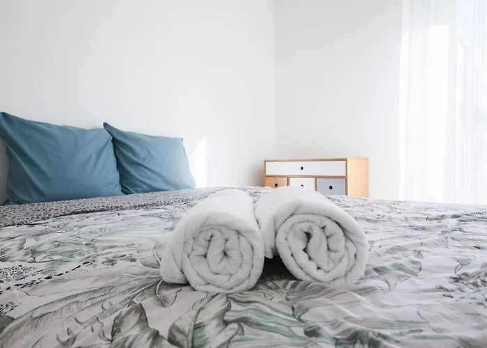 Elegance Et Confort- Videoprojecteur Tours-parking شقة *