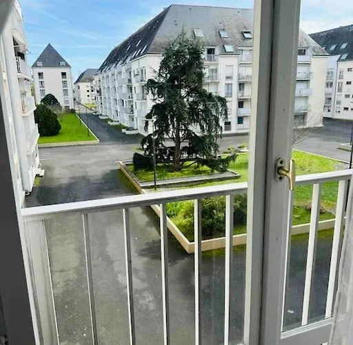 Daire Elegance Et Confort- Videoprojecteur Tours-parking Tours