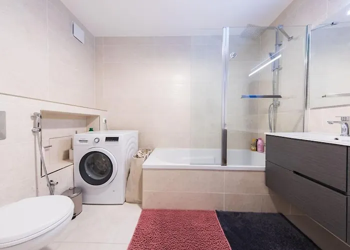 Elegance Et Confort- Videoprojecteur Tours-parking